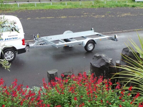 0000222222.jpg 1300 kg autotransporter met enkele as
