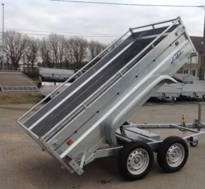 00009.jpg Robuuste Lider kipperoplegger, GVWR 1500 kg, nieuwe dubbele assen met remmen.