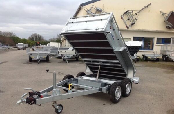 000099.jpg Robuuste Lider kipperoplegger, GVWR 1500 kg, nieuwe dubbele assen met remmen.