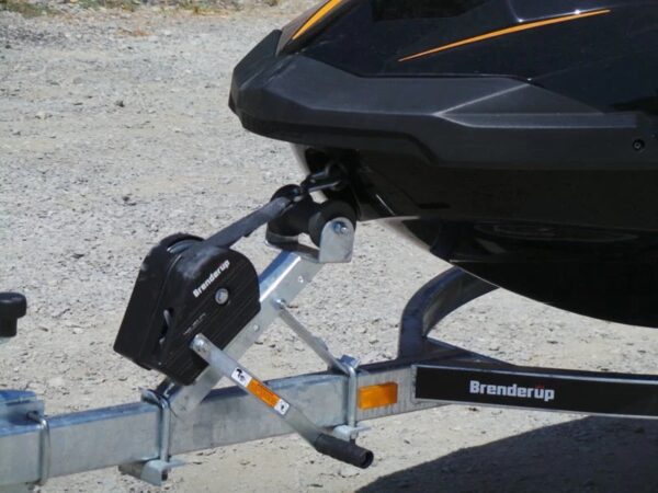 0008888.jpg Transporteur van jetski's met grote capaciteit