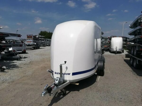00444.jpg Polyester transportbox uit Niewiadów met zijdeur en laadklep.