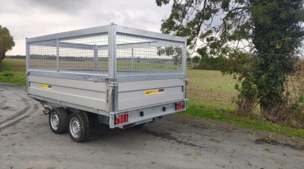 0077.jpg Nieuwe kipperoplegger van 2,7 ton