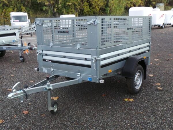 022222.jpg BURNERUP 2,05 m x 1,28 m 750 kg
