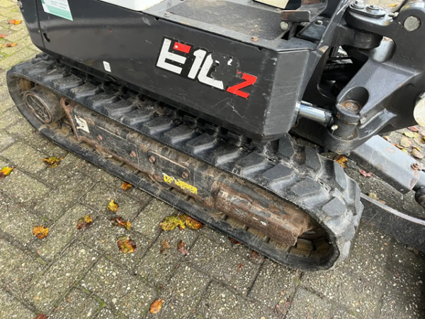 Bobcat-9.png Bobcat E10Z minigraver +/- 1525 draaiuren