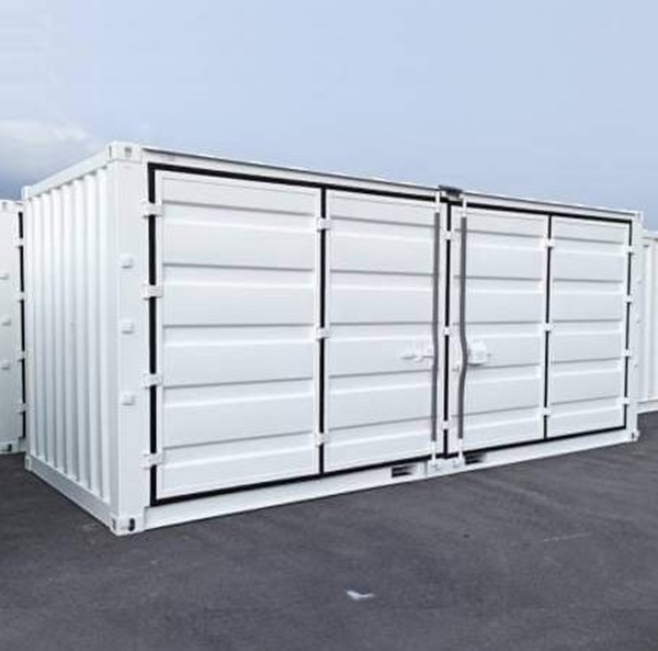Q-CMrn-5.jpeg 20-voets witte container met open zijtoegang